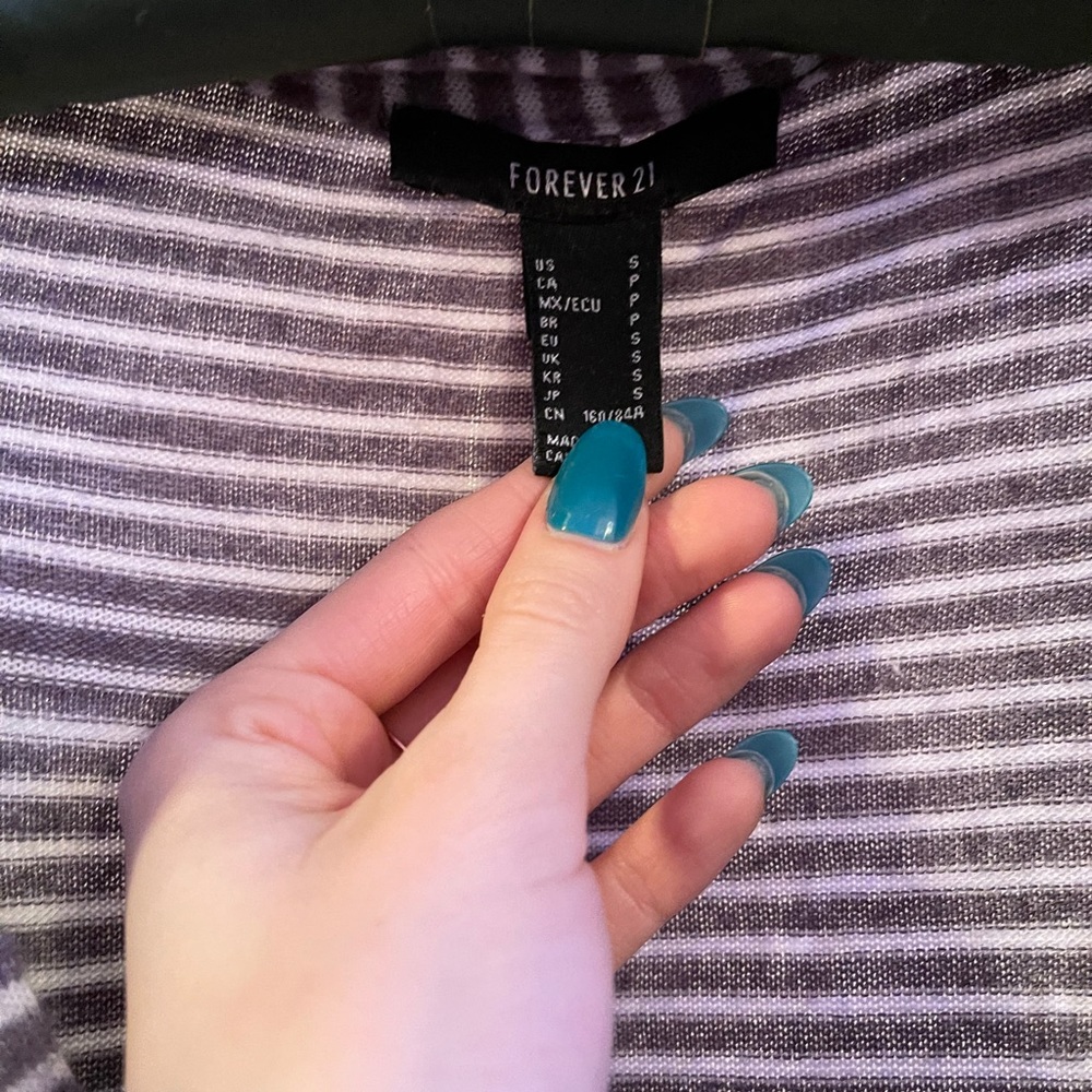 gray button down top - Picture 2 of 3